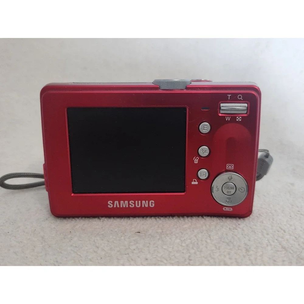Samsung Digimax S630 6.0MP Red Digital Camera, See Description